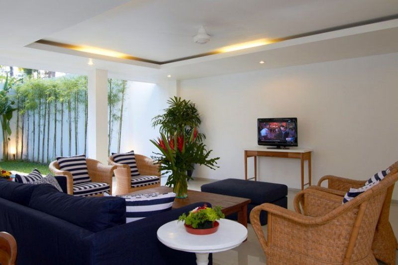 Hotel Oyo Flagship 1472 Astana Pengembak Sanur Exterior foto